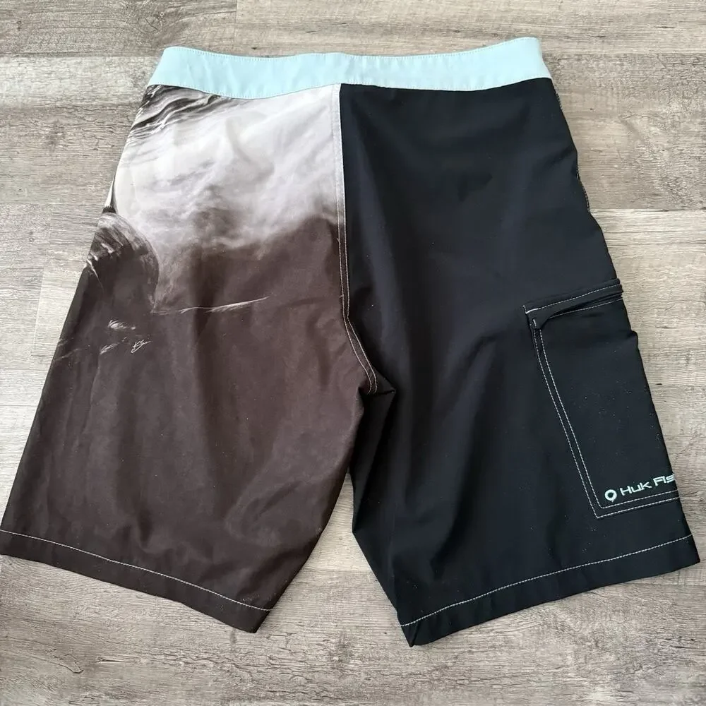 Huk Fishing Board Shorts Mens 34 Performance Fabrics Stretch Quick Dry Sailfish